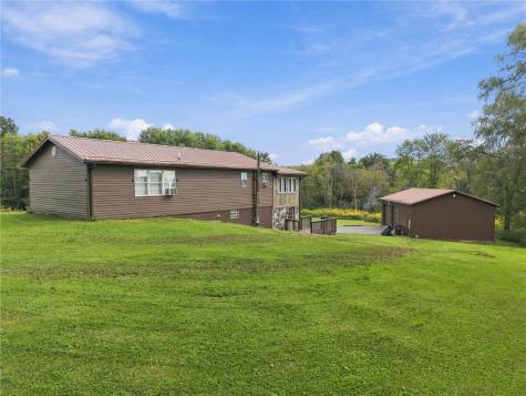 144 Oak Grove Lane Mercer Township PA 16038