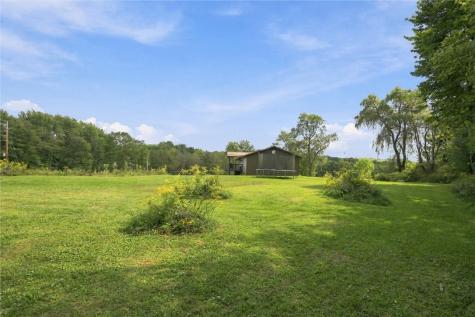 144 Oak Grove Lane Mercer Township PA 16038