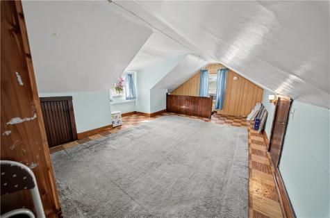 3231 Dobson Street Polish Hill PA 15219