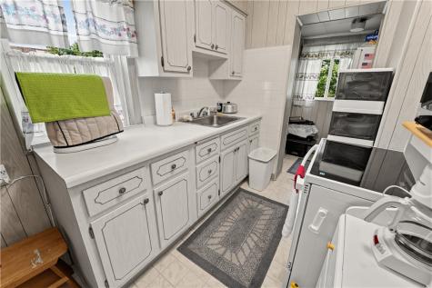 3231 Dobson Street Polish Hill PA 15219