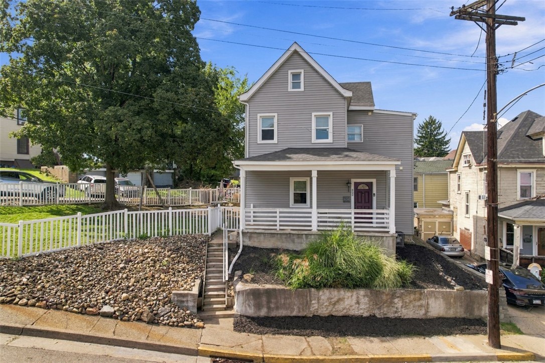 421 N Ohio Street Avalon PA 15202