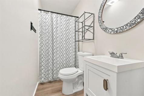 421 N Ohio Street Avalon PA 15202