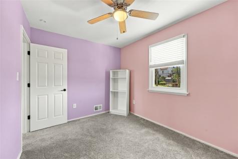 421 N Ohio Street Avalon PA 15202