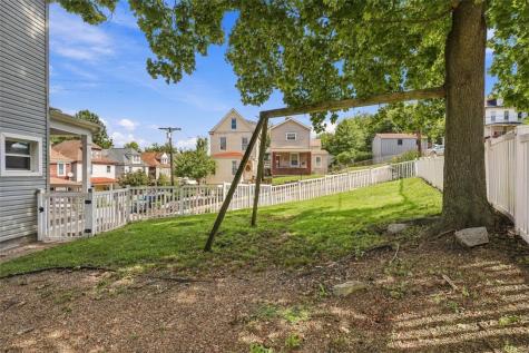 421 N Ohio Street Avalon PA 15202