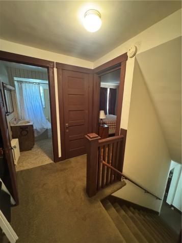 1502 Pennsylvania Avenue West Mifflin PA 15122