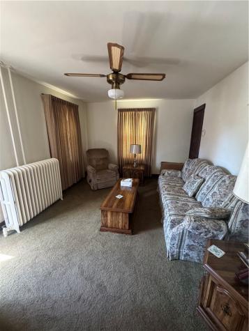 1502 Pennsylvania Avenue West Mifflin PA 15122