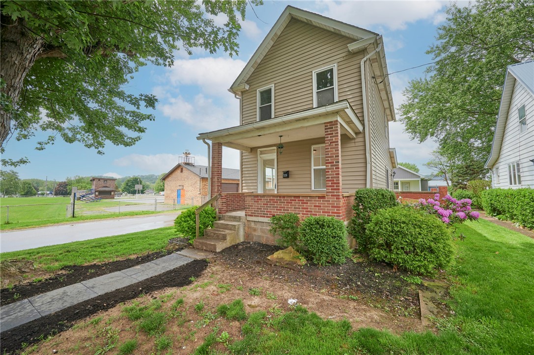 328 Cleveland Street W Kittanning Boro PA 16201