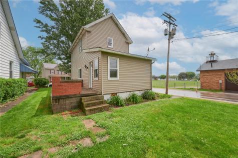 328 Cleveland Street W Kittanning Boro PA 16201