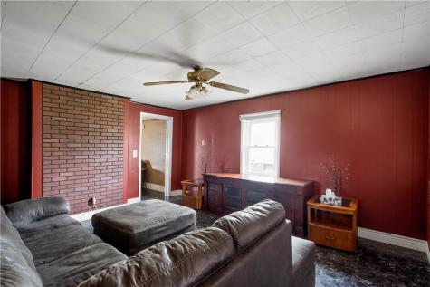 11 Madison Street Cokeburg PA 15324