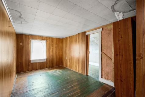 11 Madison Street Cokeburg PA 15324