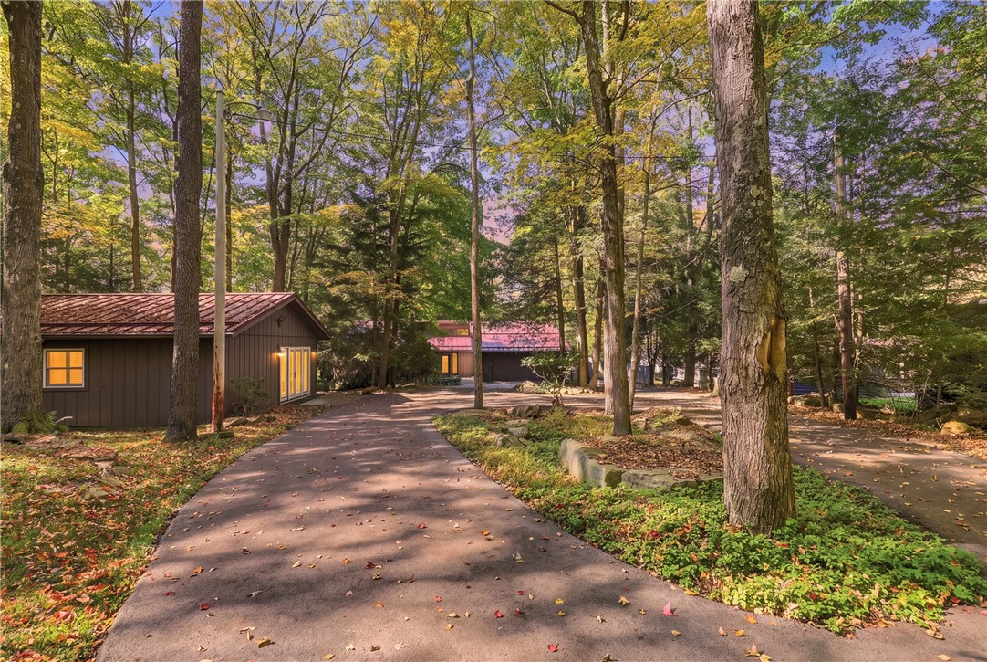 182 South Peninsula Drive Indian Lake Boro PA 15926