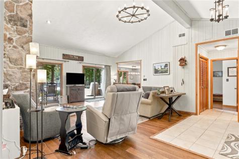 182 South Peninsula Drive Indian Lake Boro PA 15926