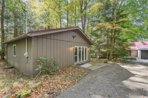 182 South Peninsula Drive Indian Lake Boro PA 15926