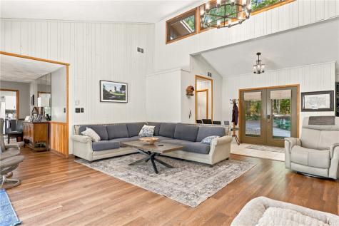 182 South Peninsula Drive Indian Lake Boro PA 15926