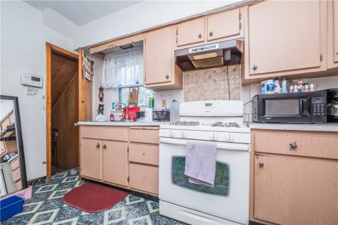 3225 Stafford Street Sheraden PA 15204