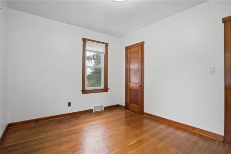 8 Old Plank Road Township Of But Se PA 16001