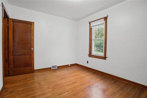 8 Old Plank Road Township Of But Se PA 16001