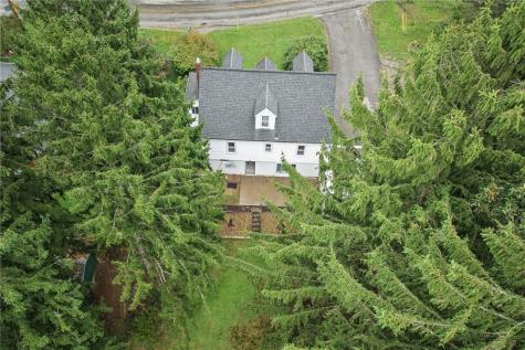 8 Old Plank Road Township Of But Se PA 16001