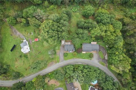 8 Old Plank Road Township Of But Se PA 16001