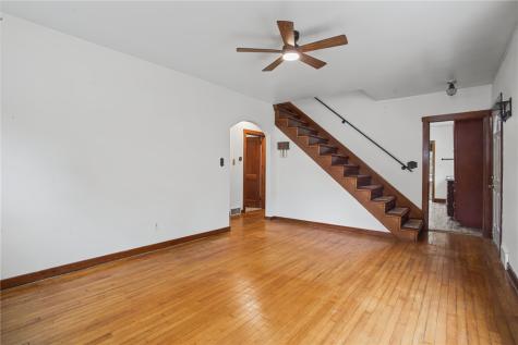 8 Old Plank Road Township Of But Se PA 16001