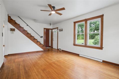 8 Old Plank Road Township Of But Se PA 16001