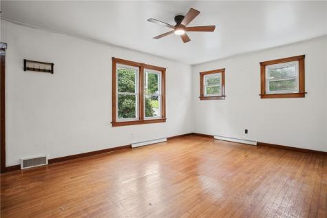 8 Old Plank Road Township Of But Se PA 16001