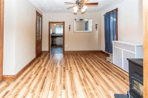 1212 Vine Street Connellsville PA 15425