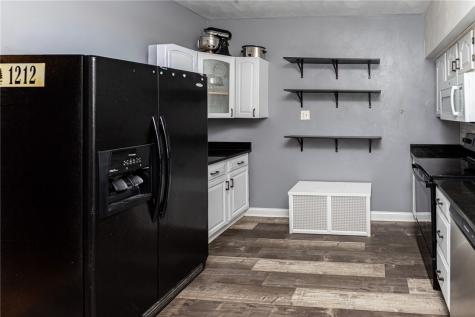 1212 Vine Street Connellsville PA 15425