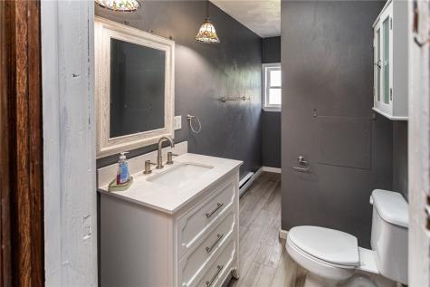 1212 Vine Street Connellsville PA 15425