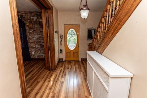 1212 Vine Street Connellsville PA 15425