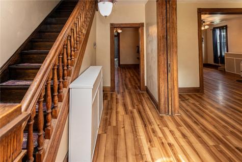 1212 Vine Street Connellsville PA 15425