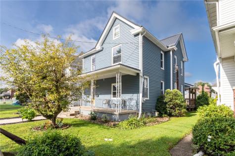1212 Vine Street Connellsville PA 15425