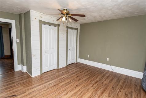 1212 Vine Street Connellsville PA 15425