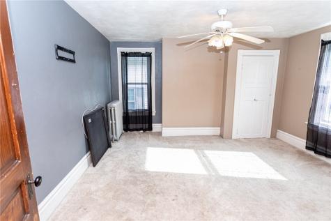 1212 Vine Street Connellsville PA 15425