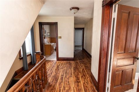 1212 Vine Street Connellsville PA 15425