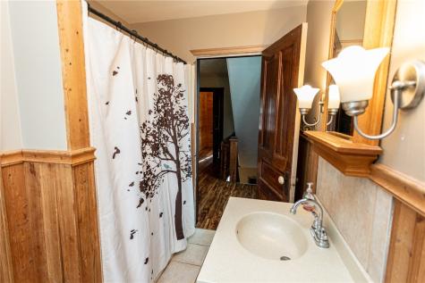 1212 Vine Street Connellsville PA 15425