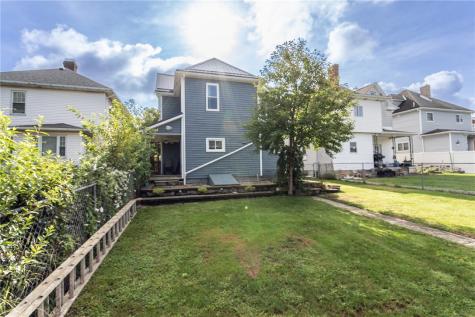 1212 Vine Street Connellsville PA 15425