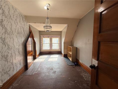 1315 Albert Street New Castle PA 16105