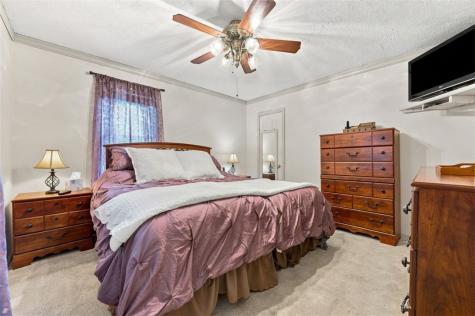 286 Big Knob Road New Sewickley Township PA 15074