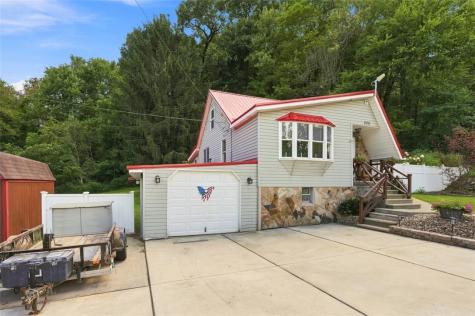 286 Big Knob Road New Sewickley Township PA 15074