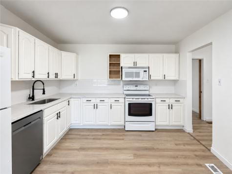 410 Cowan Drive Elizabeth Township/boro PA 15037