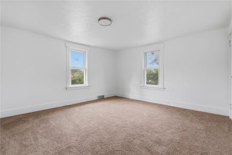 3302 N 31st Avenue Pulaski Township PA 15066