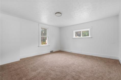 3302 N 31st Avenue Pulaski Township PA 15066