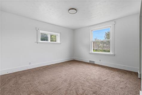 3302 N 31st Avenue Pulaski Township PA 15066