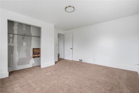 3302 N 31st Avenue Pulaski Township PA 15066