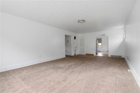 3302 N 31st Avenue Pulaski Township PA 15066