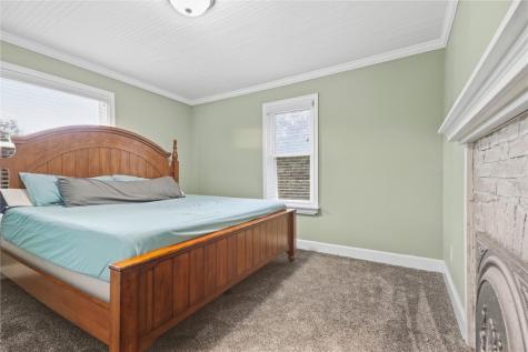 4150 Arnold Avenue Lower Burrell PA 15068