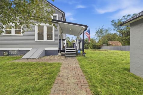 4150 Arnold Avenue Lower Burrell PA 15068