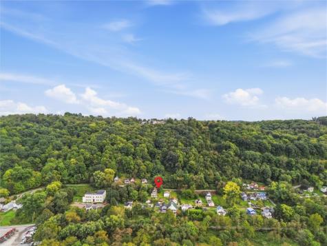 4150 Arnold Avenue Lower Burrell PA 15068