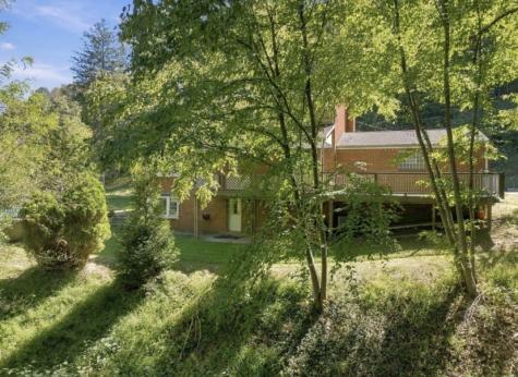 472 Murrysville Road Penn Township PA 15085
